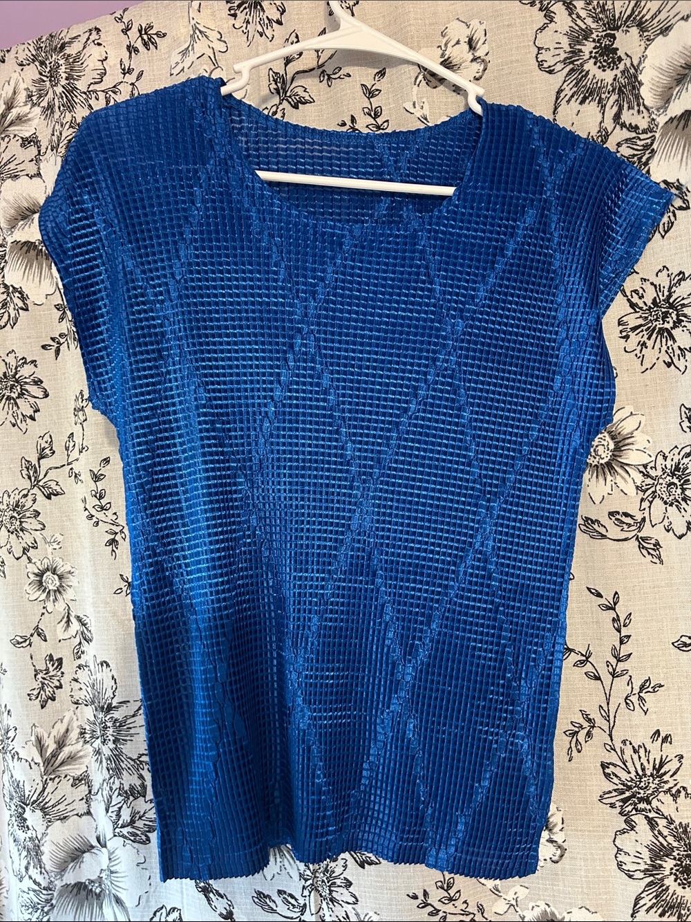 Women's Royal Blue Textured Short Sleeve Tee